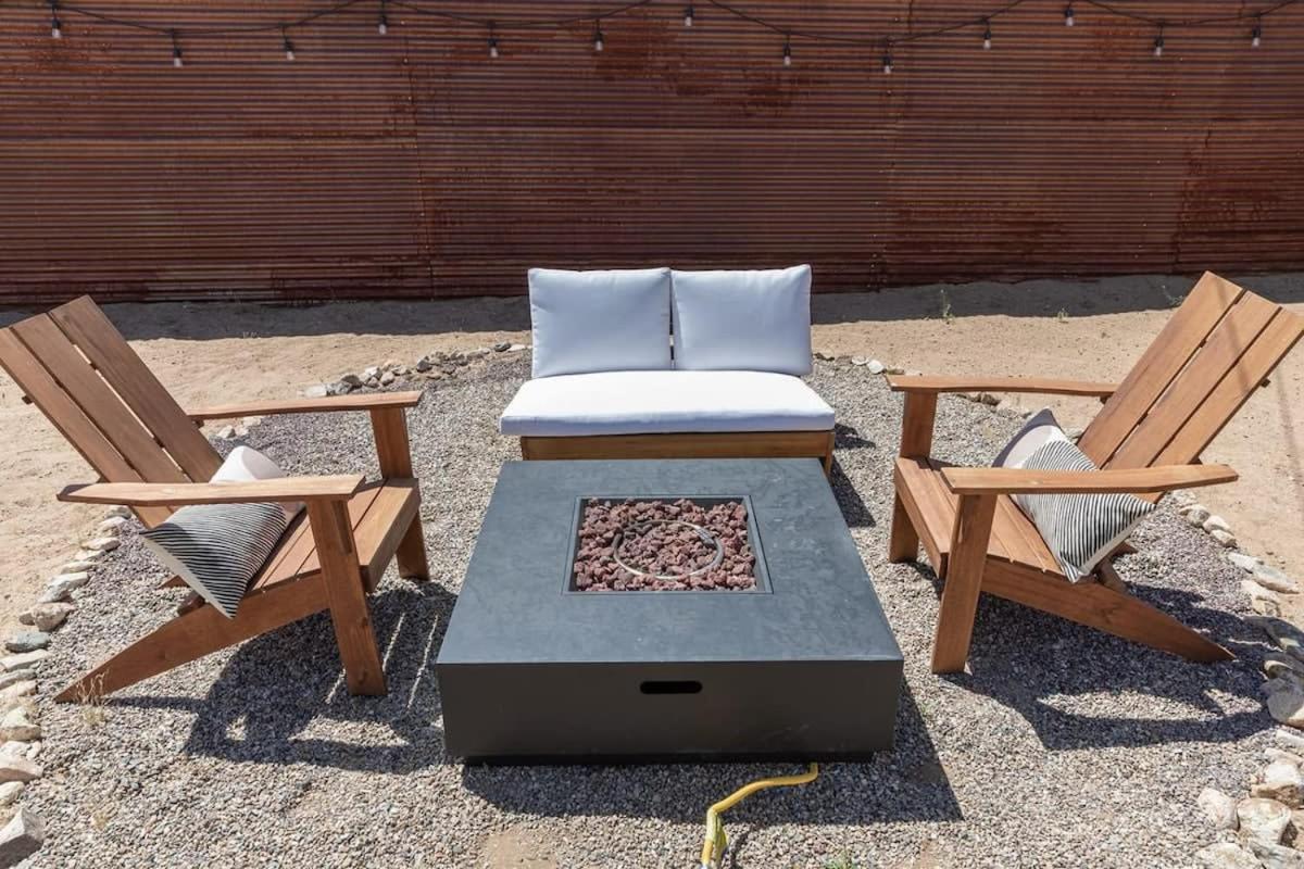 Joshua Tree - Le Tout Petit W Hot Tub Exterior photo